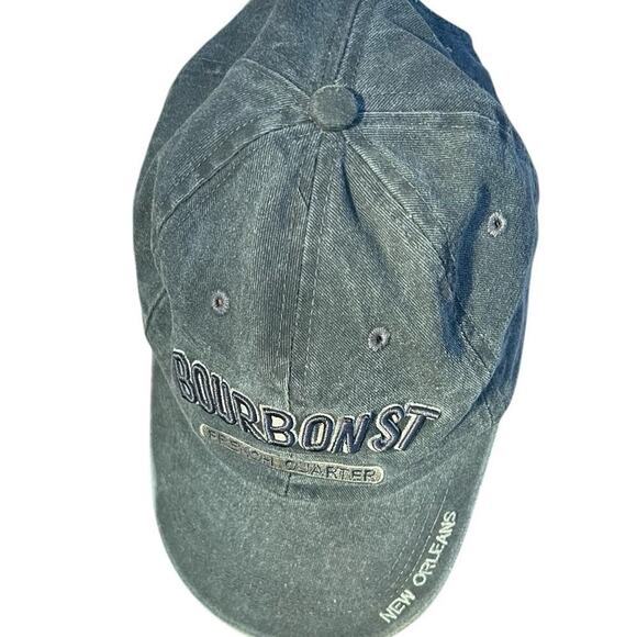 Bourbon St., French Quarter, New Orleans, cap, gray - Picture 2 of 6